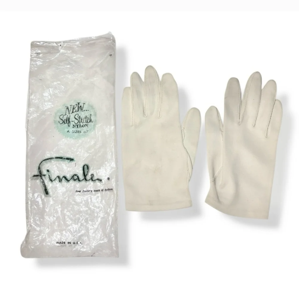 FINALE White Soft Stretch Nylon Short Day Gloves VINTAGE